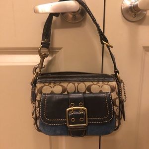 Coach Signature in Khaki w/ Blue Suede & pocket